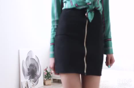 Стройная деваха показала пареньку красивый минет 1